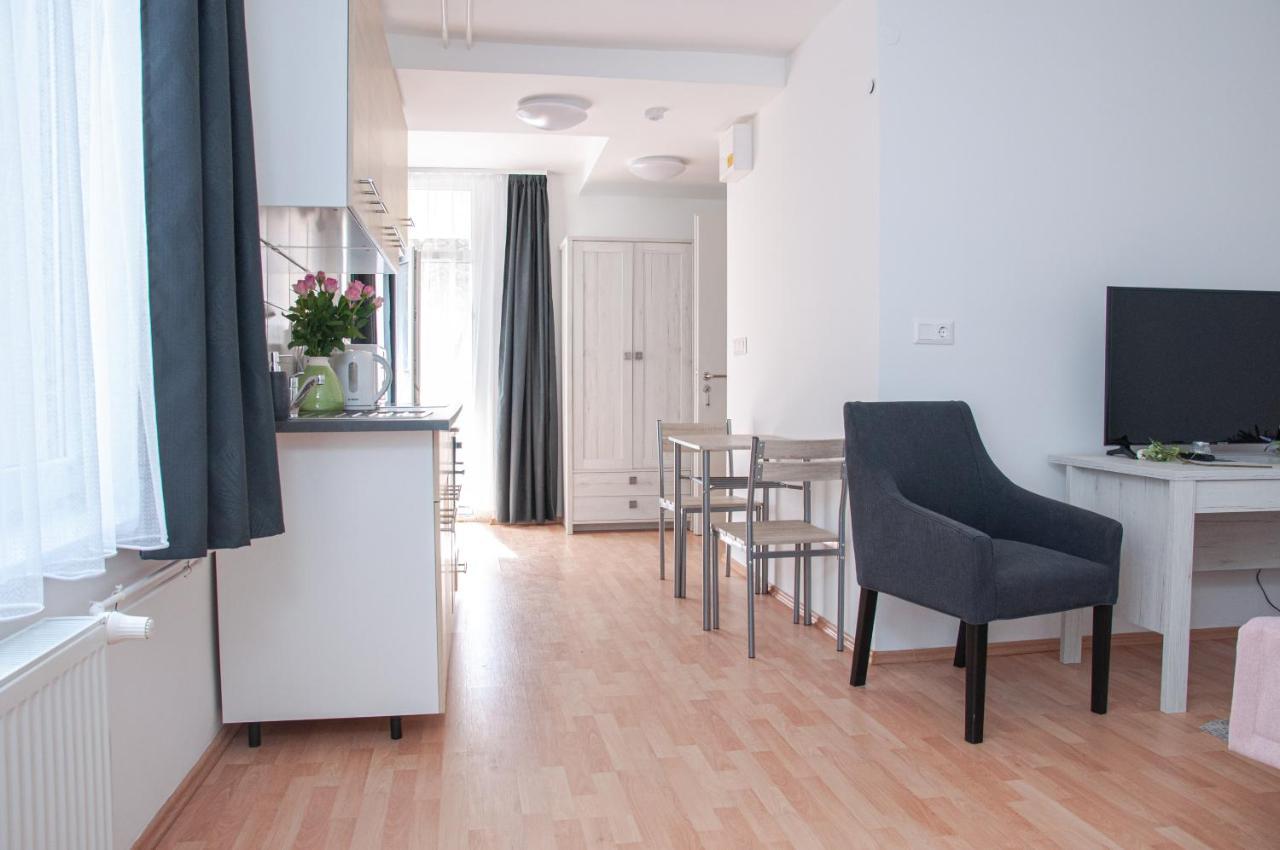 Harangtorony Szallo Kőszeg Extérieur photo