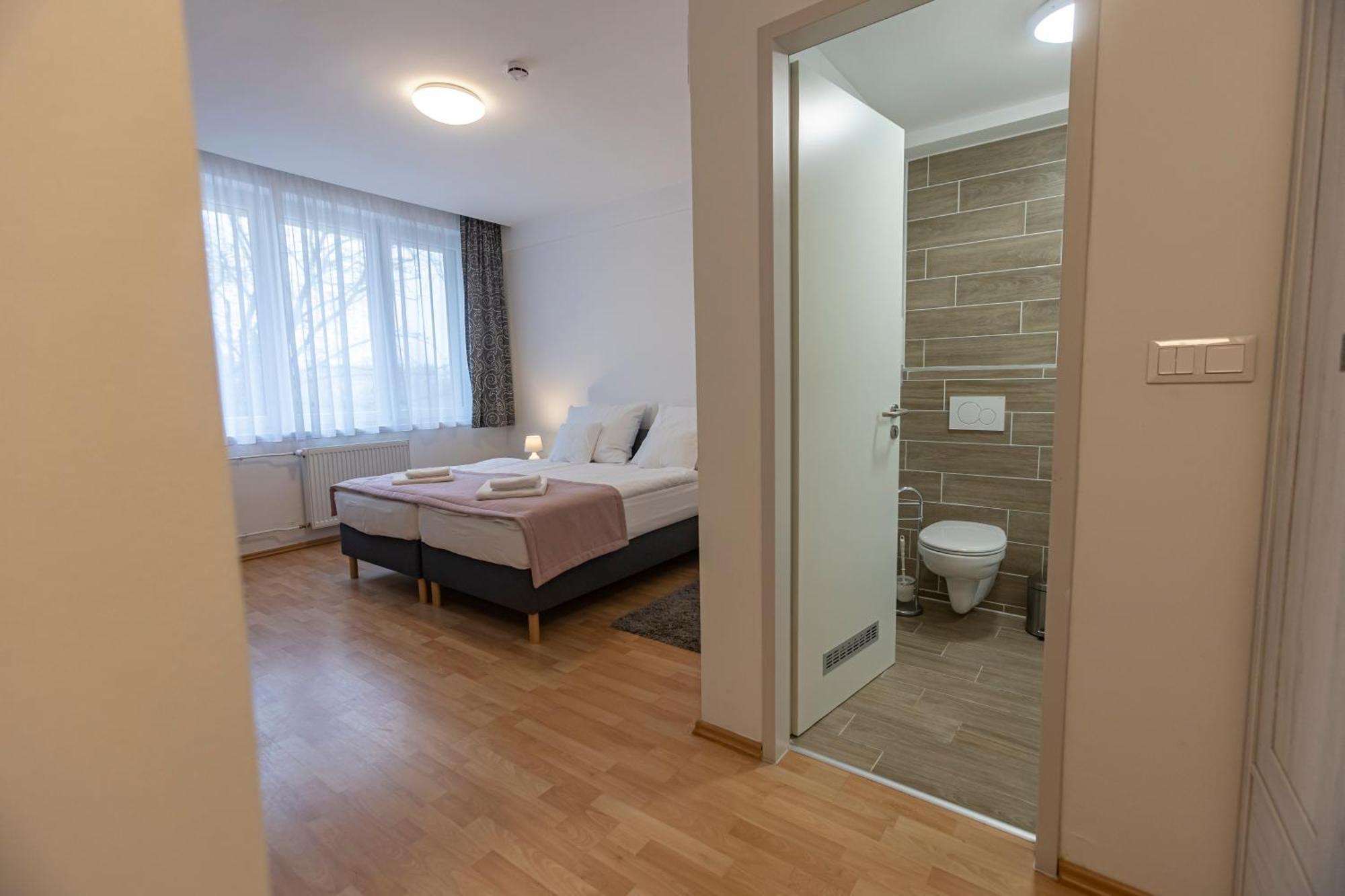 Harangtorony Szallo Kőszeg Extérieur photo
