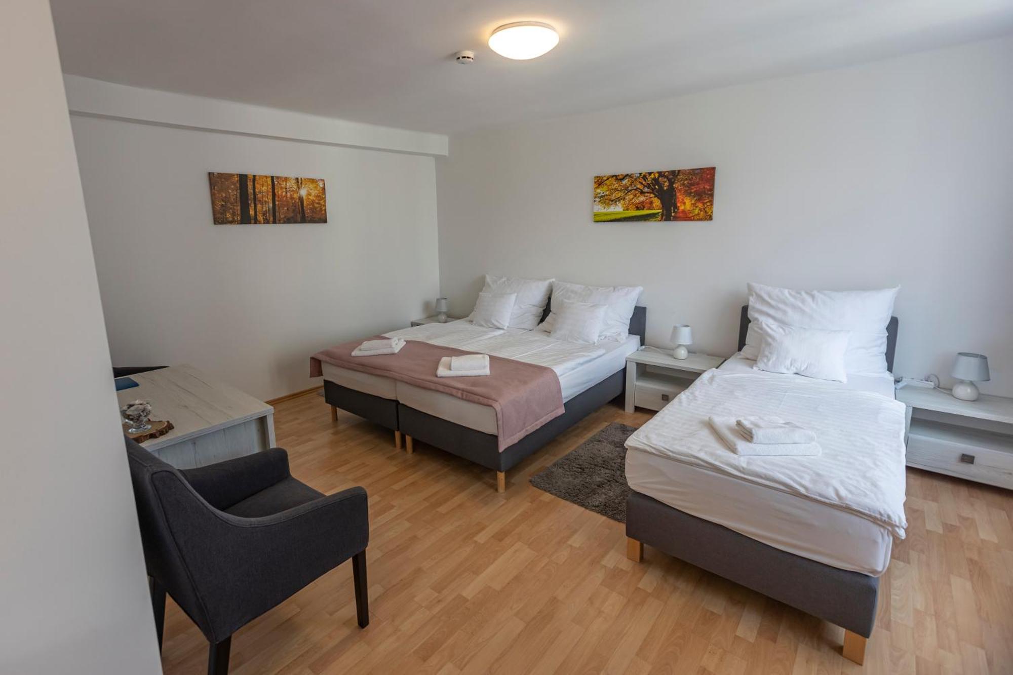 Harangtorony Szallo Kőszeg Extérieur photo